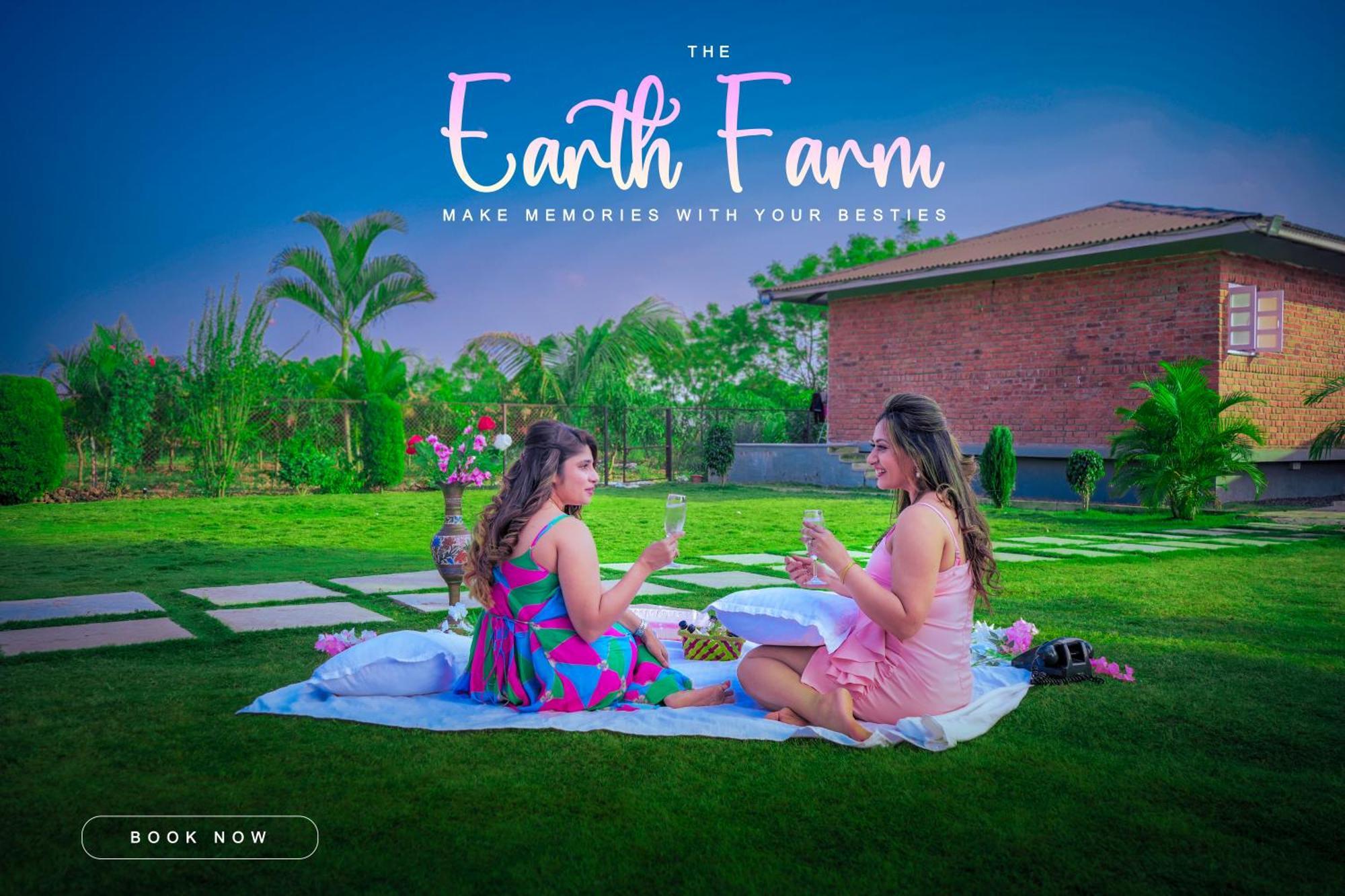 The Earth Farm Villa Nashik Bagian luar foto