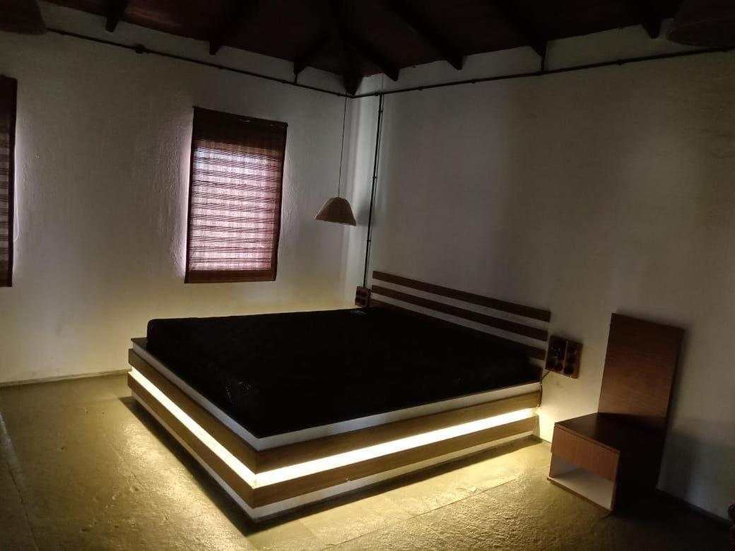 The Earth Farm Villa Nashik Bagian luar foto